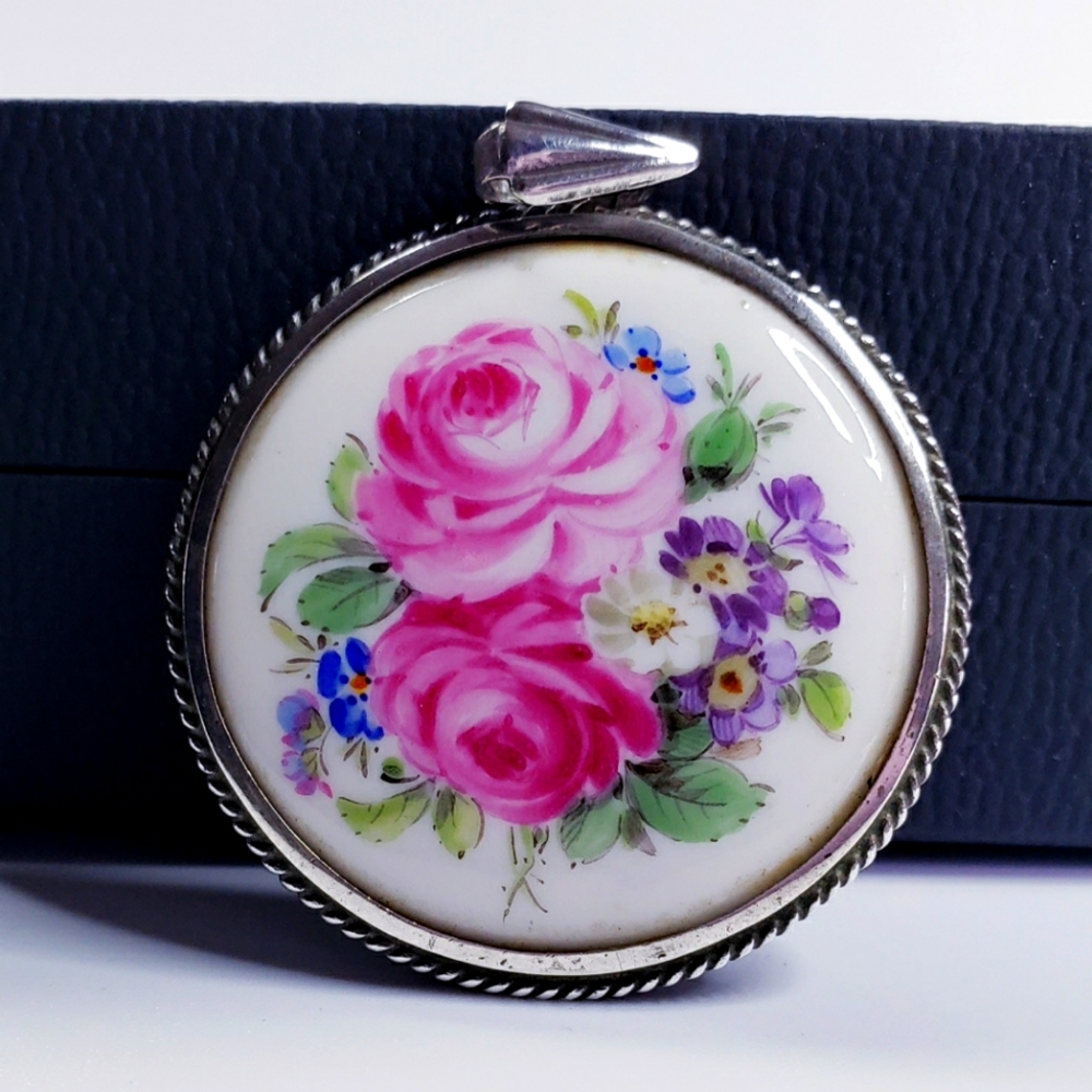Vintage Sterling Silver Floral Bezel Set Style Porcelain Pendant.